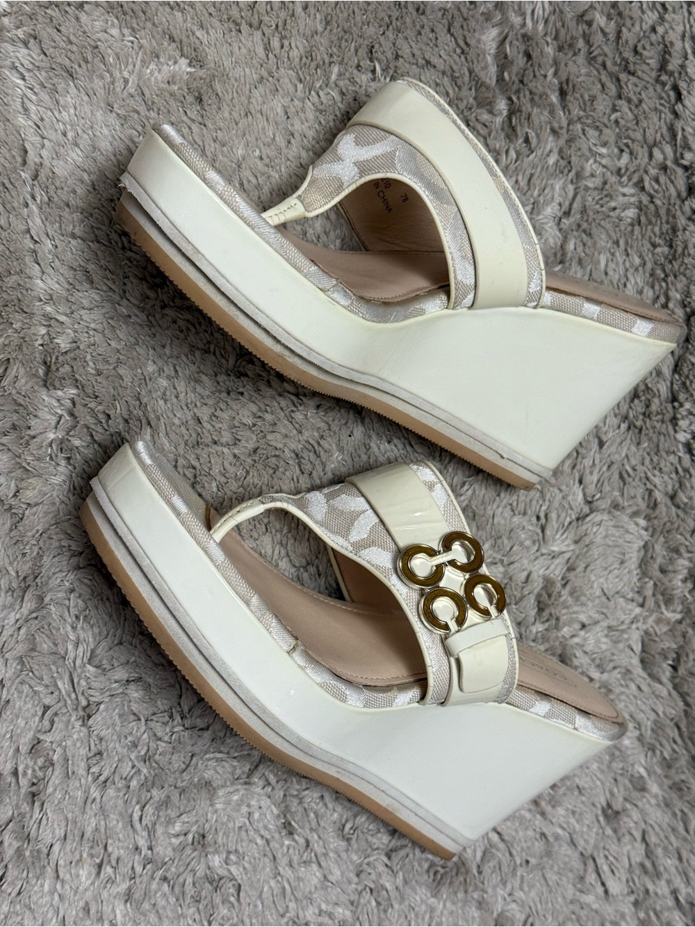 Coach Gypsy Vintage Women’s Logo Wedge Sandals in Cream with Gold Accent - Picture 4 of 13
